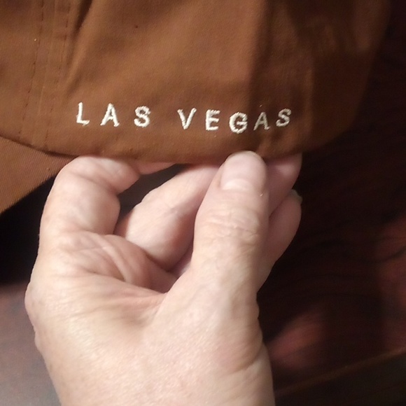 NWOT - Brown M Resort * Spa * Casino Las Vegas Baseball Hat - Picture 2 of 4
